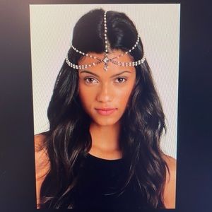 Hair jewelry with pearls by gypsy junkies/ free people.